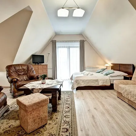 Bystre アパート ザコパネ